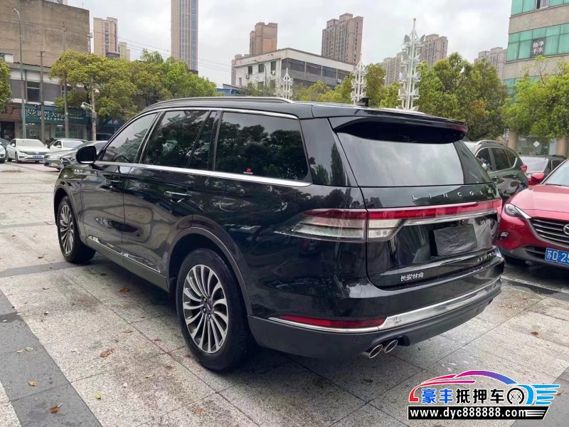 22年林肯飞行家轿车抵押车出售
