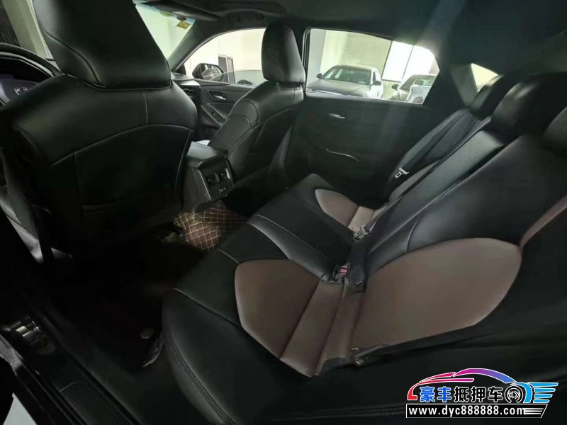 21年丰田亚洲龙轿车抵押车出售