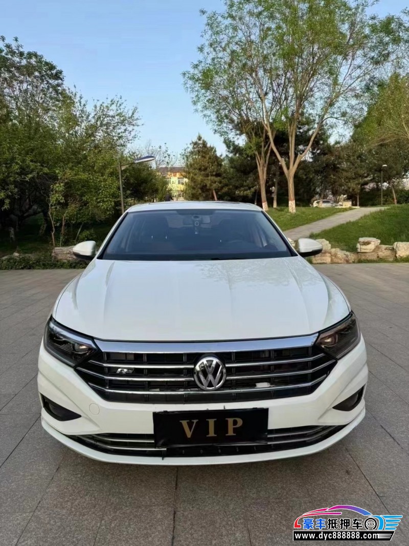 20年大众速腾轿车抵押车出售