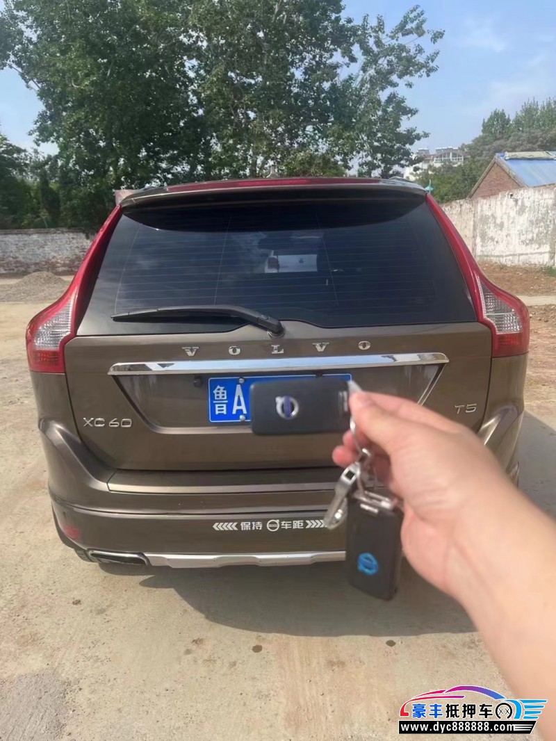 14年沃尔沃XC60轿车抵押车出售