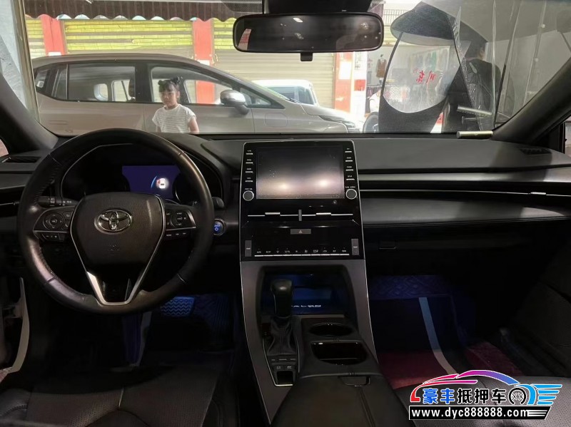 22年丰田亚洲龙轿车抵押车出售