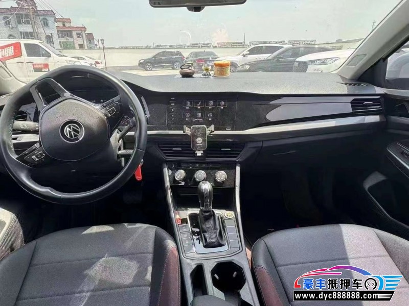 22年大众宝来轿车抵押车出售