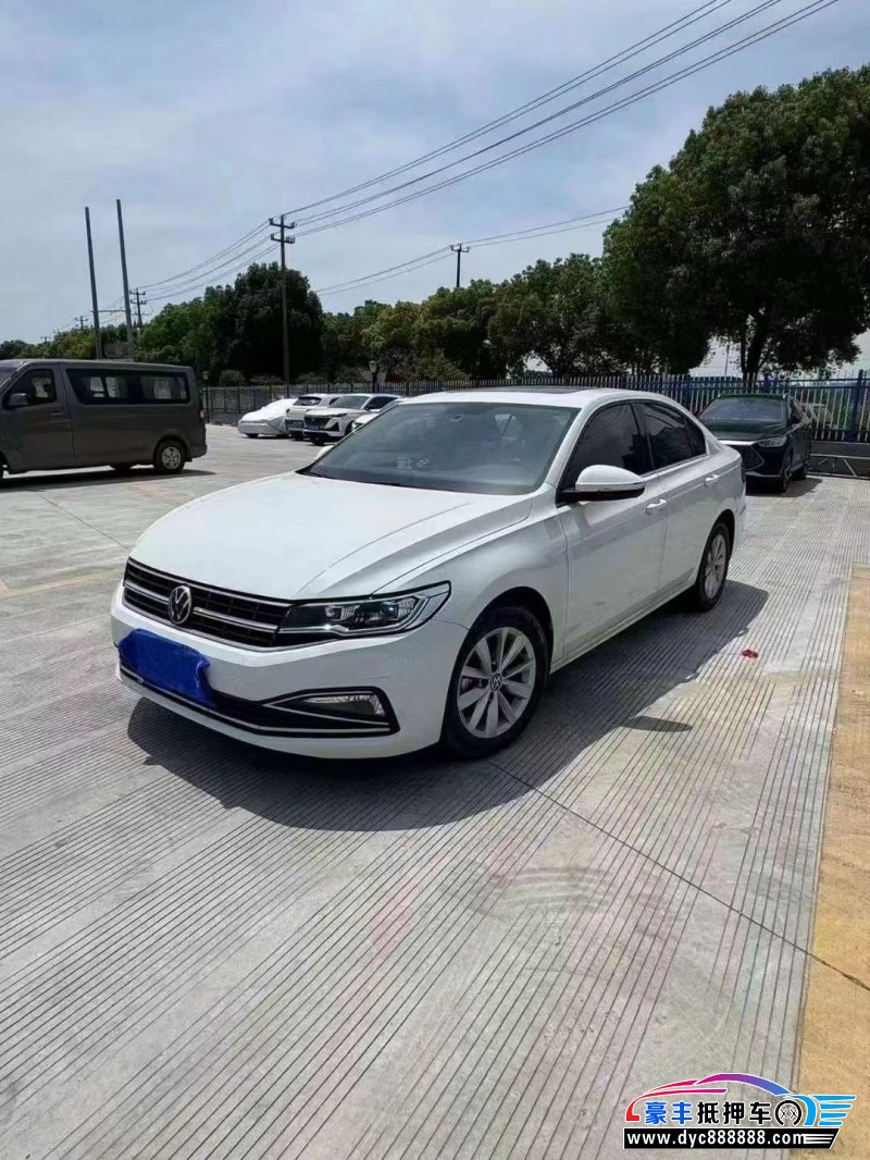 22年大众宝来轿车抵押车出售