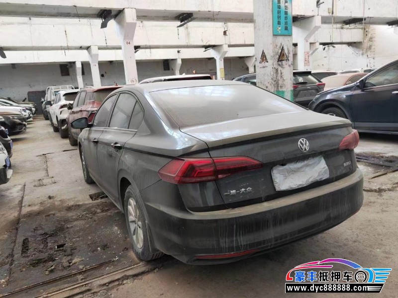 20年大众宝来轿车抵押车出售