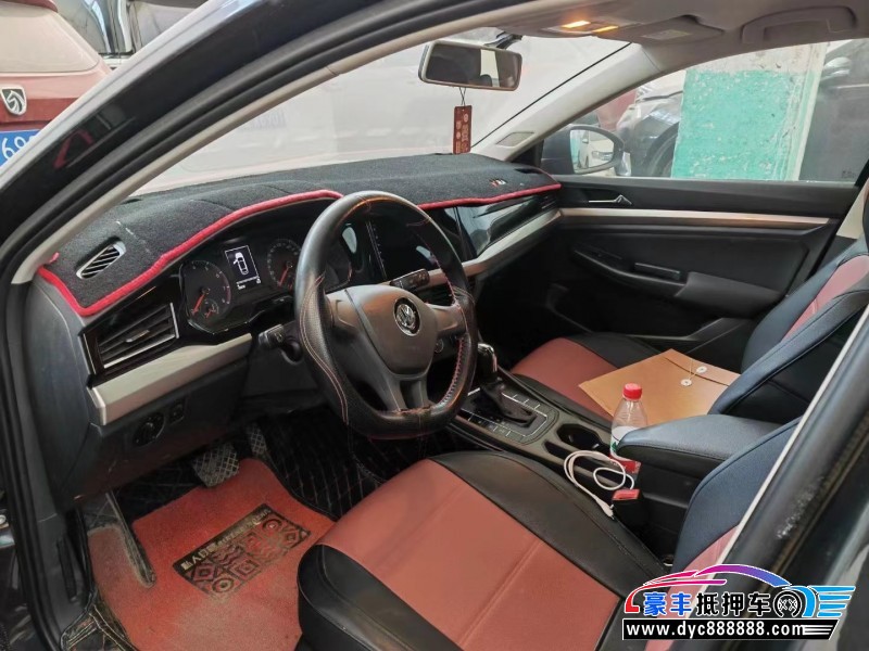 20年大众宝来轿车抵押车出售