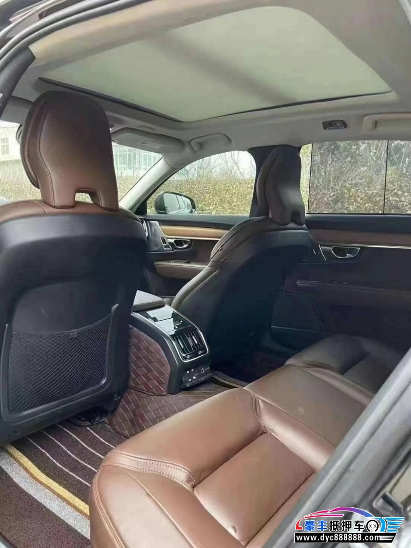 19年沃尔沃S90轿车抵押车出售