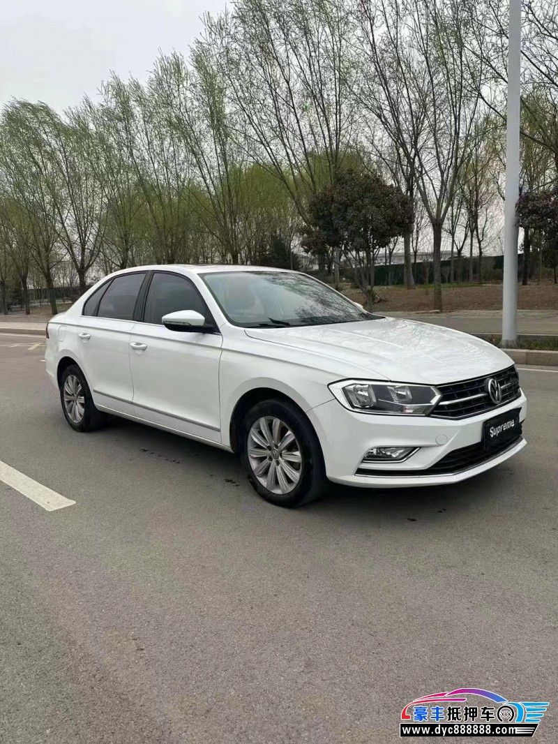 17年大众宝来轿车抵押车出售