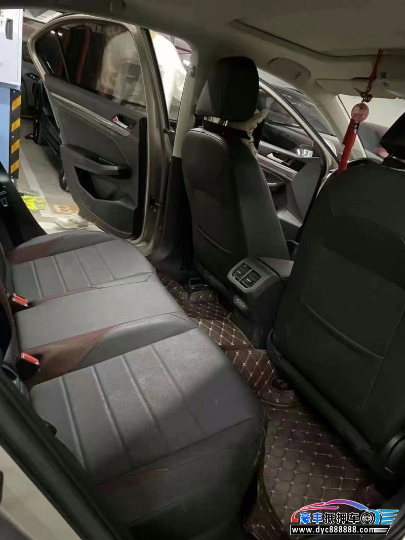 20年大众宝来轿车抵押车出售