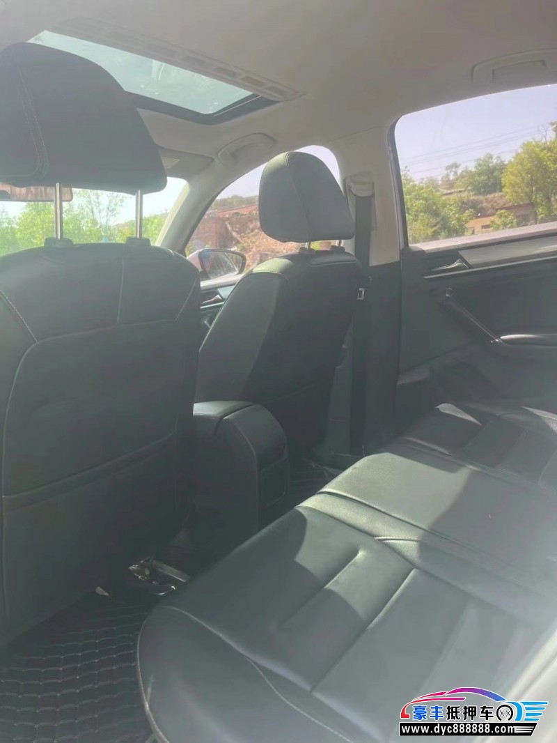 18年大众宝来轿车抵押车出售