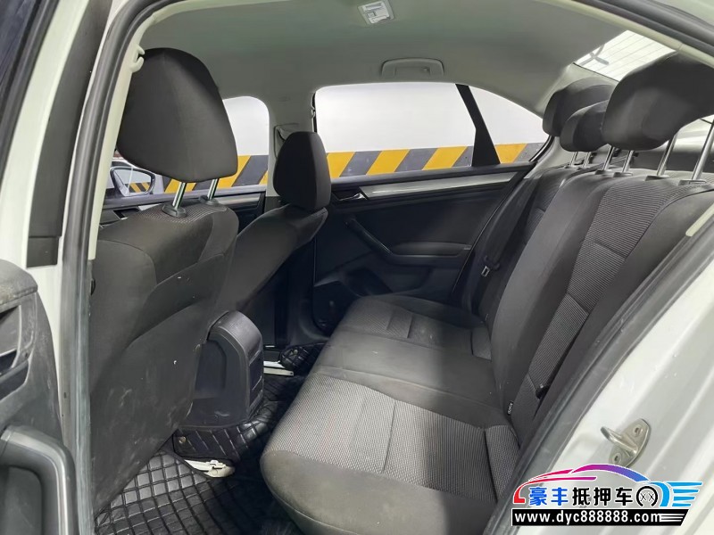 20年大众宝来轿车抵押车出售