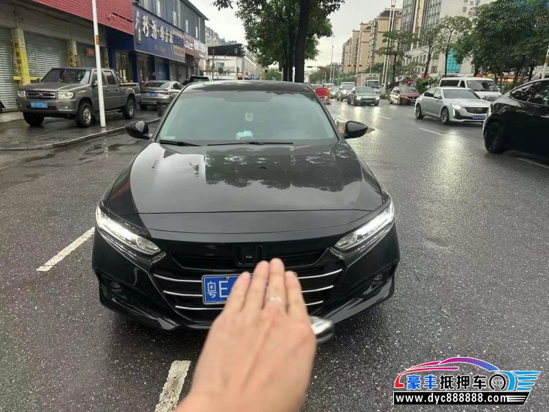 21年本田雅阁轿车抵押车出售