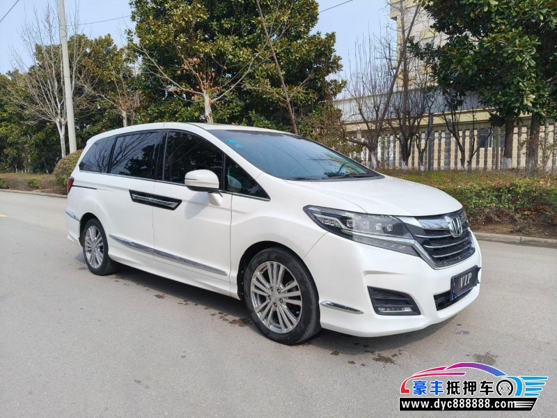 17年本田艾力绅轿车抵押车出售