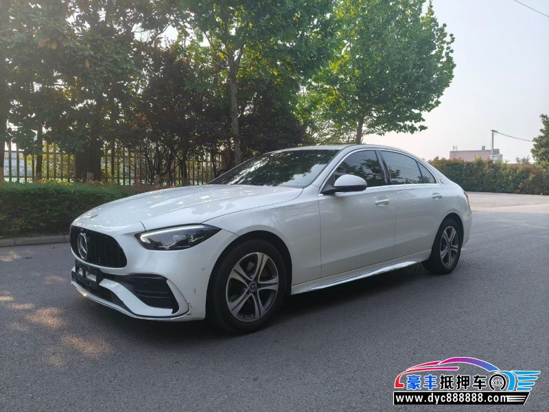22年奔驰C轿车抵押车出售