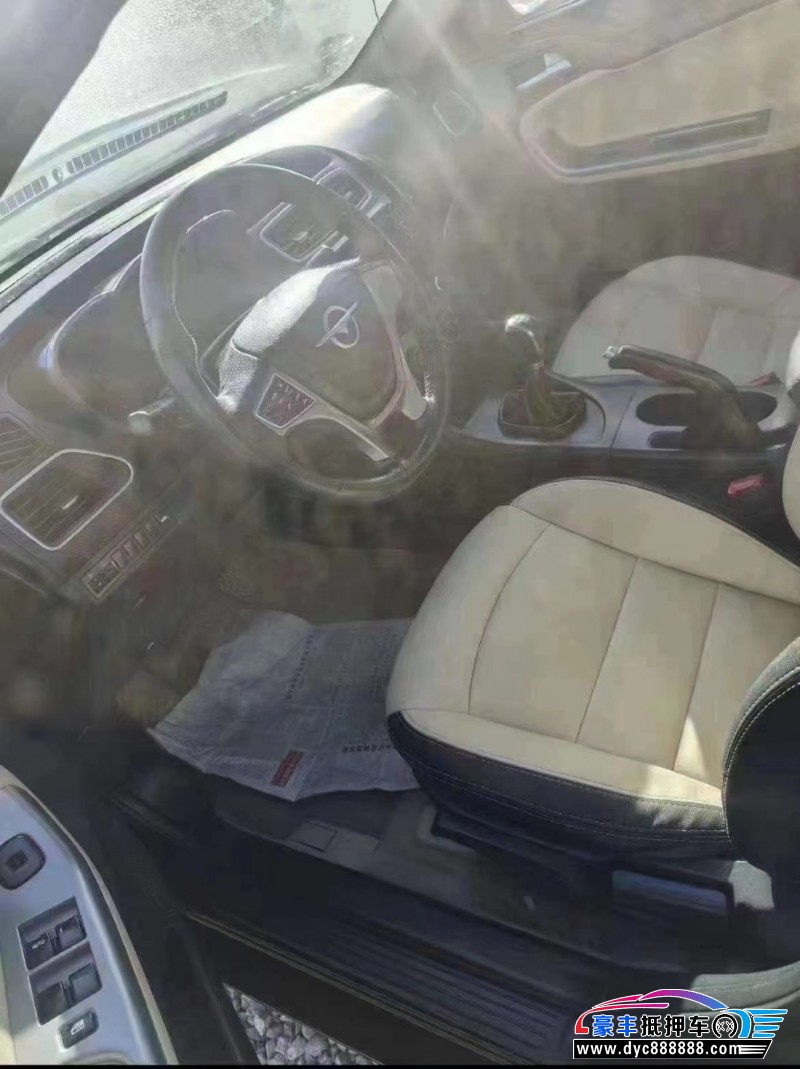 15年海马福美来轿车抵押车出售