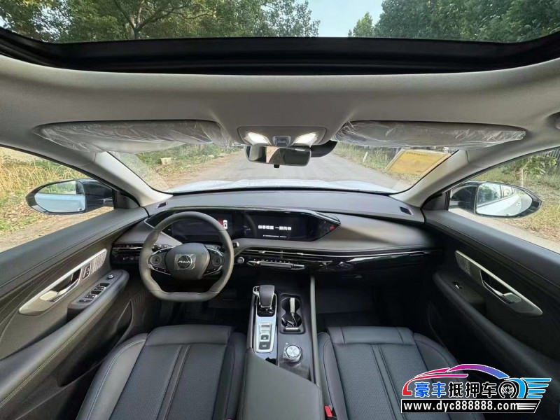 24年东风风神皓极轿车抵押车出售