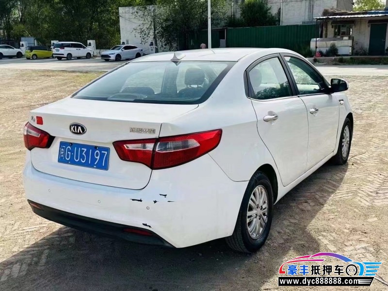 13年起亚K2轿车抵押车出售