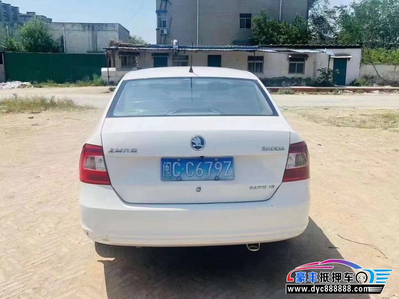 14年斯柯达昕锐轿车抵押车出售