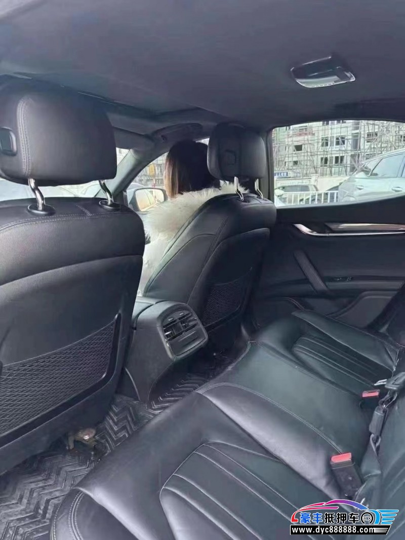 15年玛莎拉蒂Ghibli轿车抵押车出售