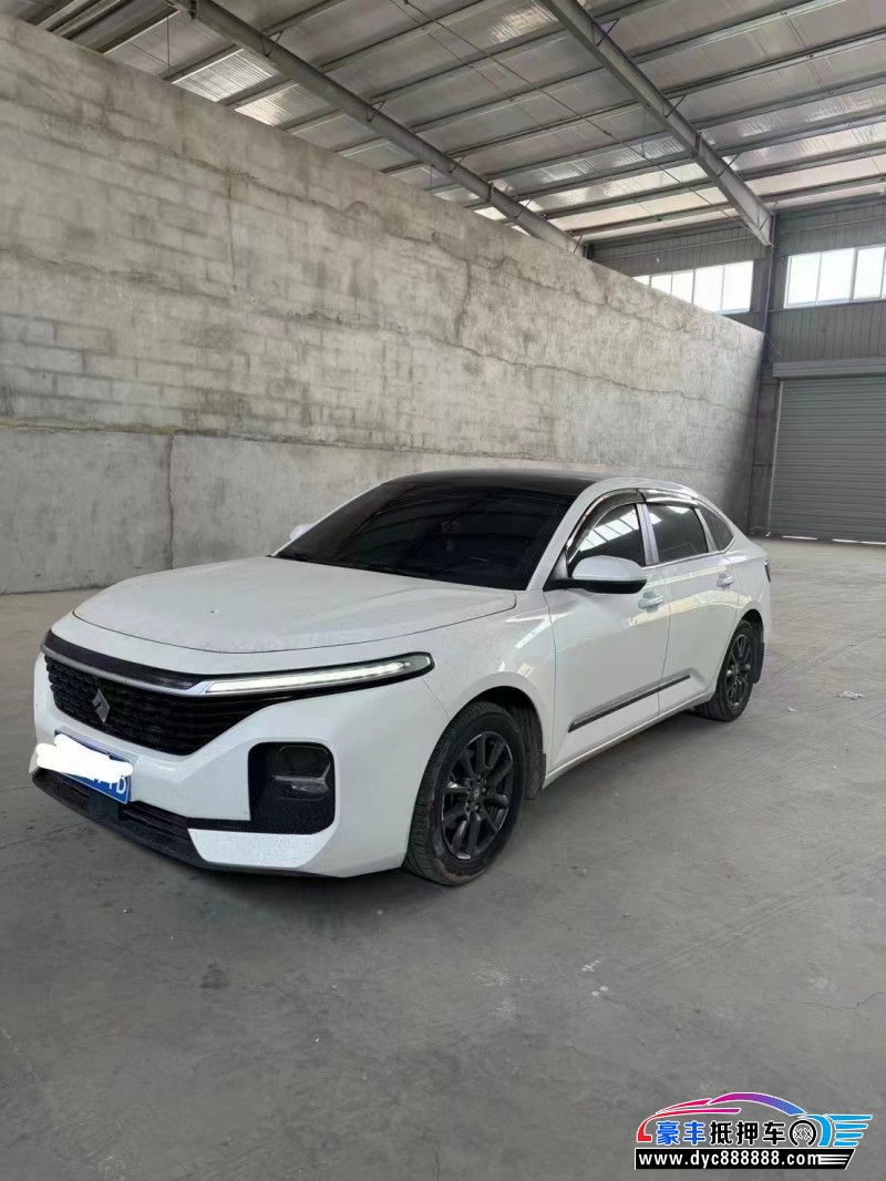 21年宝骏RC5轿车抵押车出售