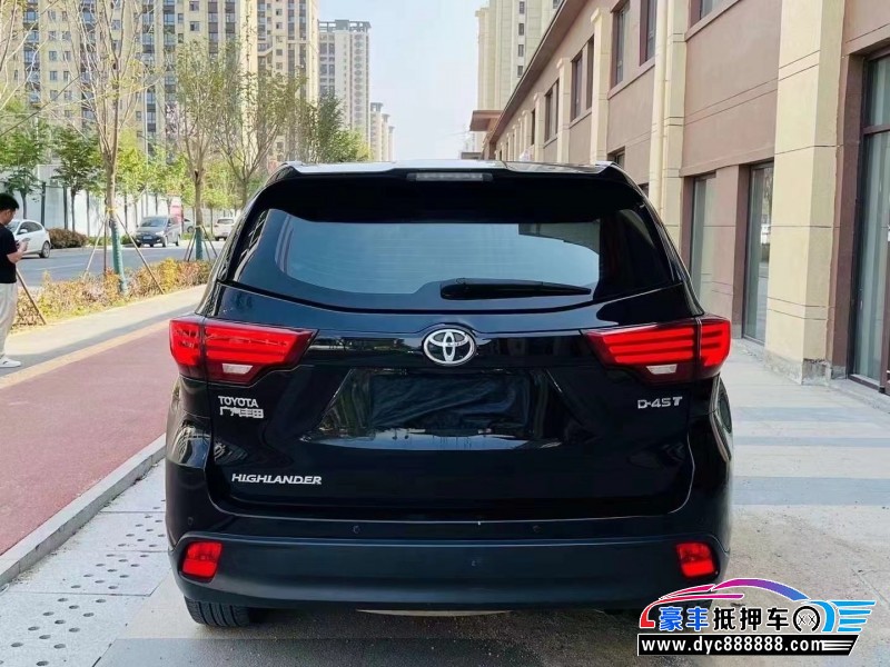 17年丰田汉兰达轿车抵押车出售