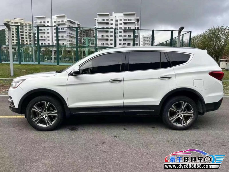 18年力帆汽车X80轿车抵押车出售