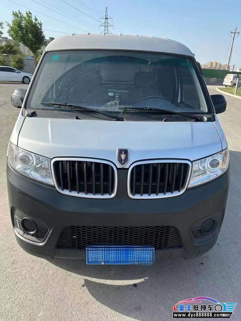 23年金杯小海狮X30轿车抵押车出售