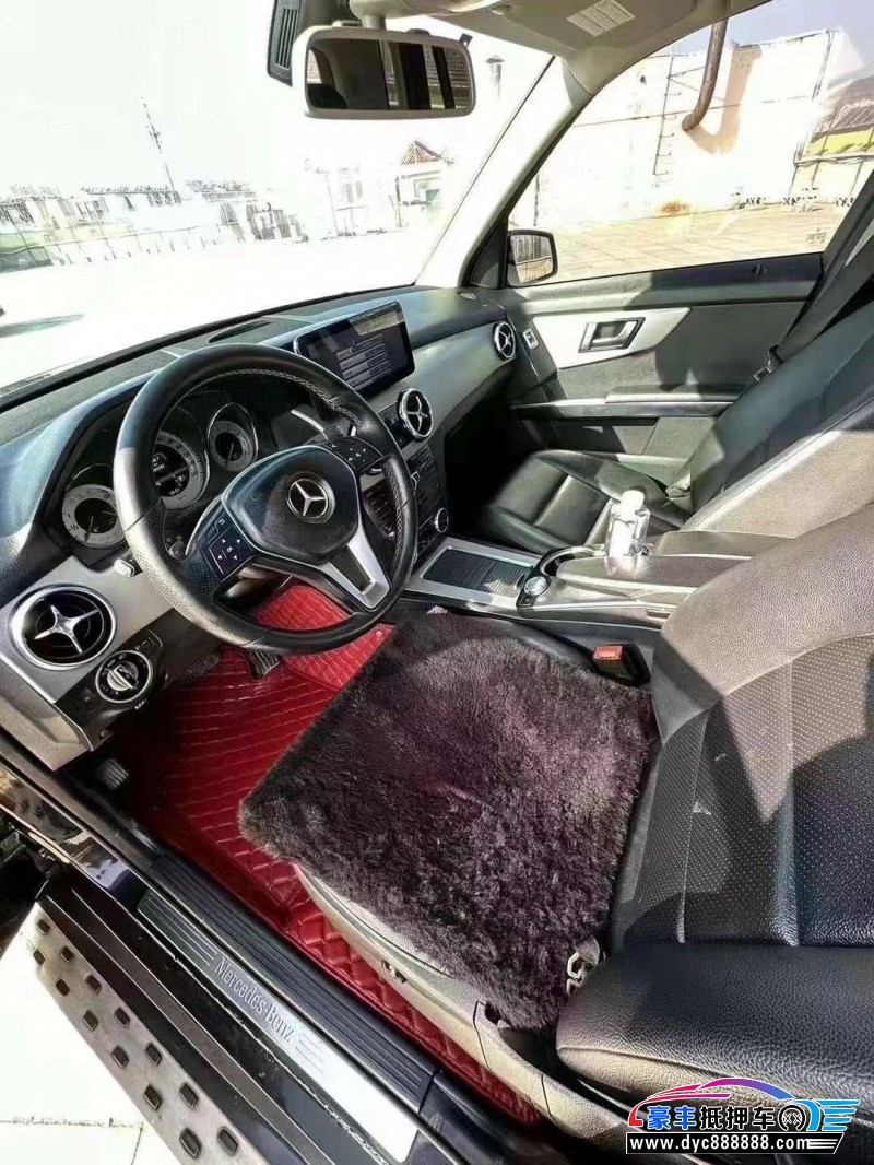 13年奔驰CLK级SUV抵押车出售