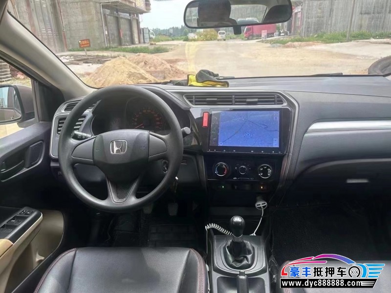 17年本田哥瑞轿车抵押车出售
