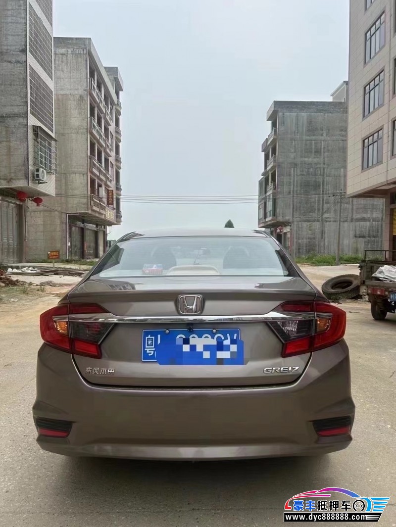 17年本田哥瑞轿车抵押车出售