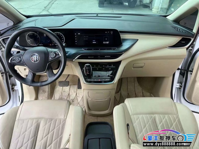 22年别克GL8轿车抵押车出售