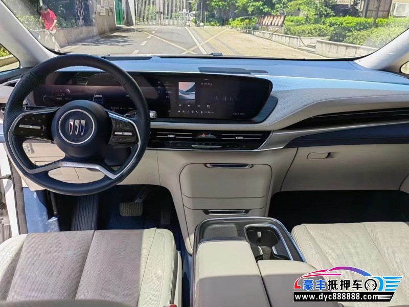 22年别克世纪轿车抵押车出售