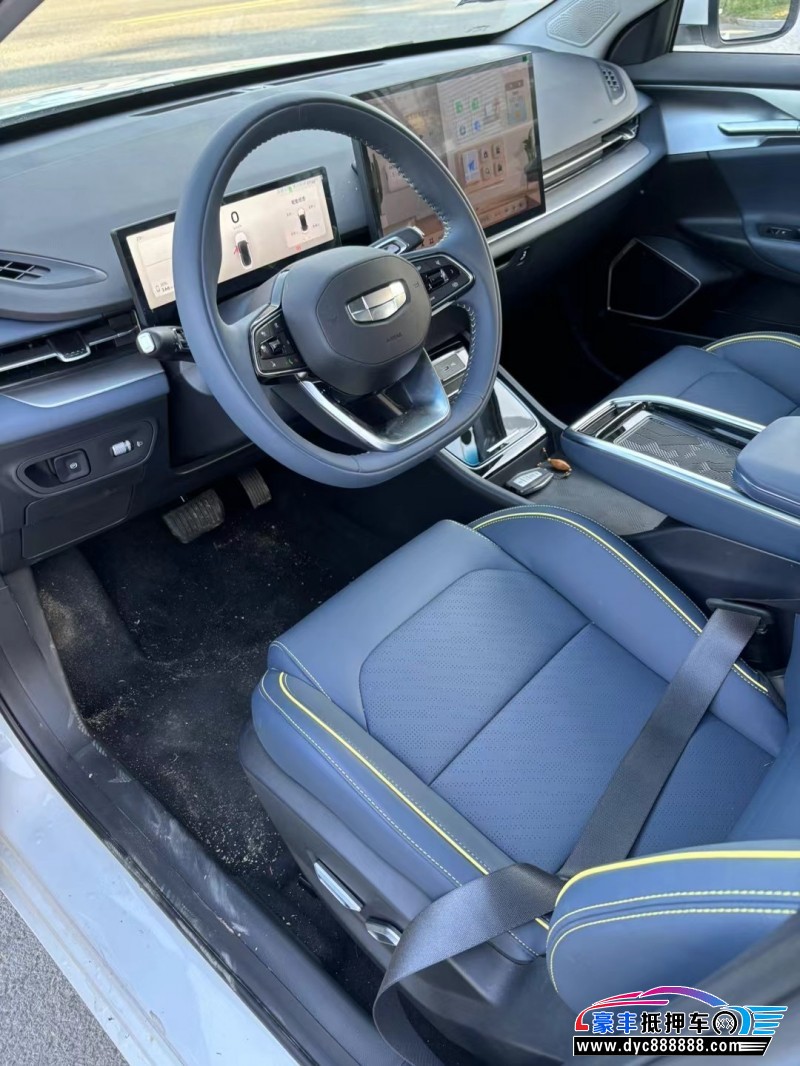 24年吉利几何轿车抵押车出售