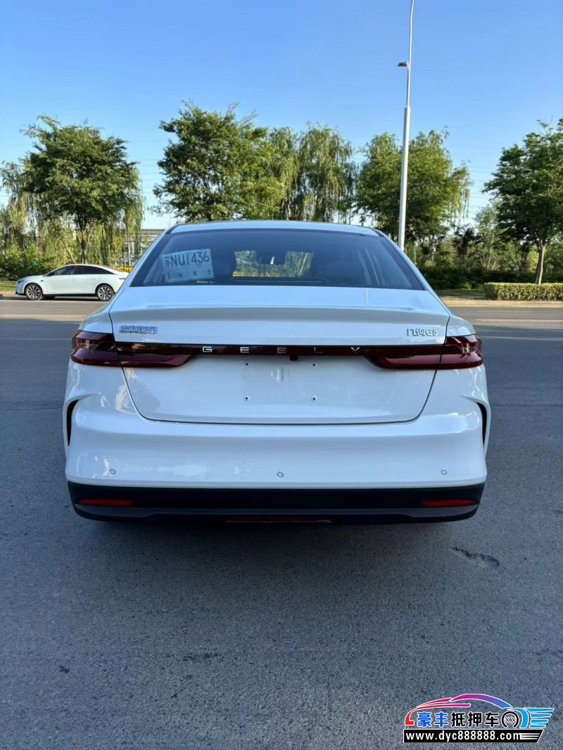 24年吉利几何轿车抵押车出售