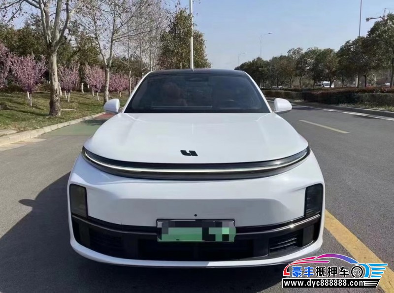 23年理想L7轿车抵押车出售