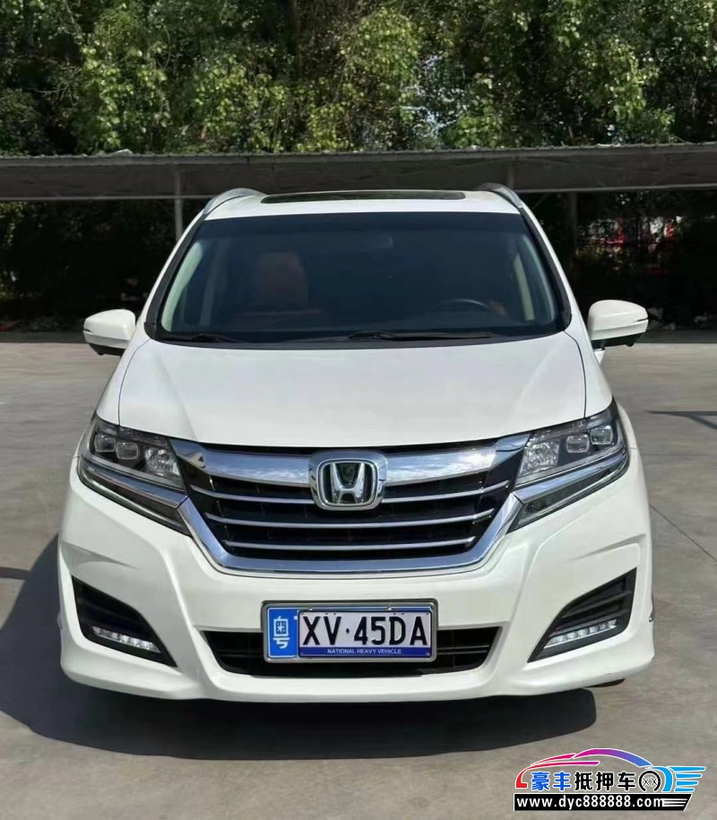 17年本田艾力绅轿车抵押车出售