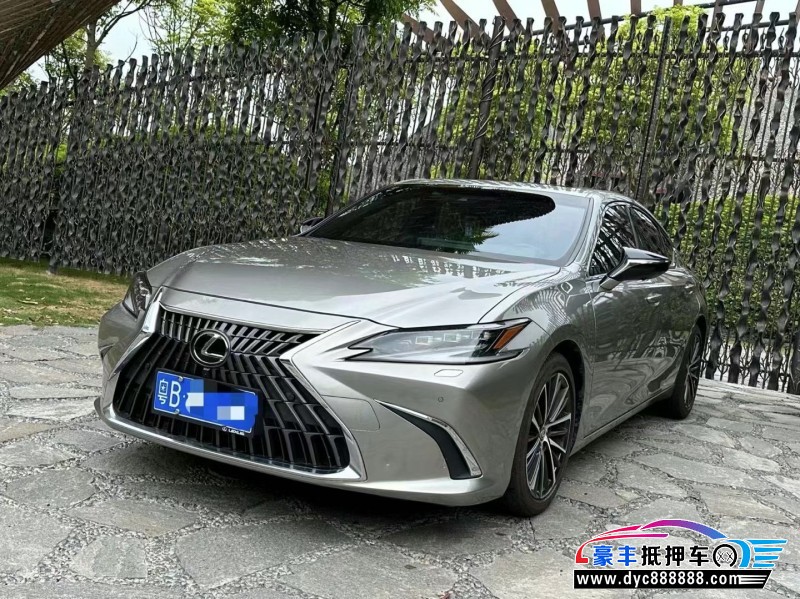 23年雷克萨斯ES轿车抵押车出售