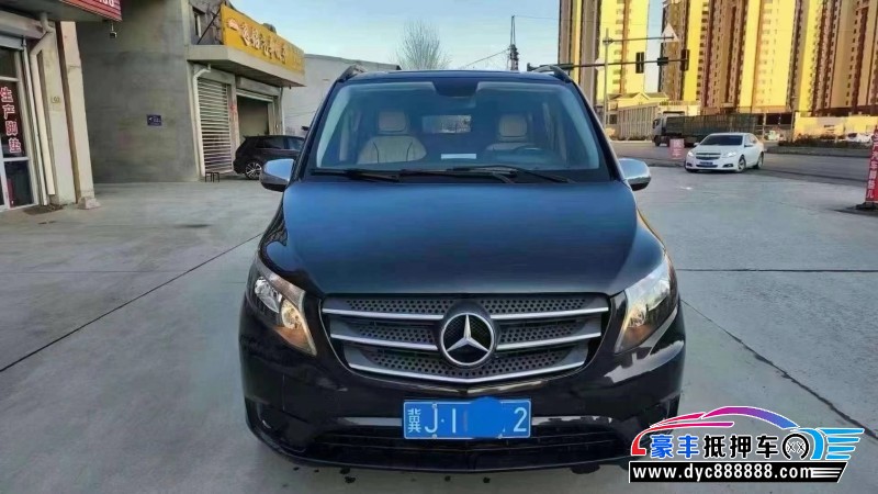 18年奔驰威霆轿车抵押车出售