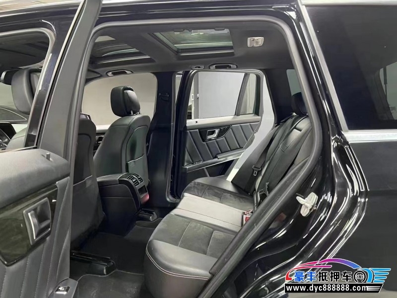 15年奔驰GLK轿车抵押车出售