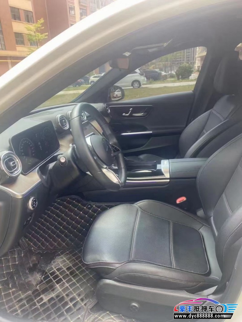 22年奔驰C轿车抵押车出售