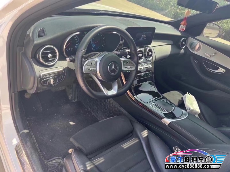 20年奔驰C轿车抵押车出售