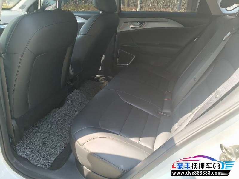 23年吉利几何轿车抵押车出售