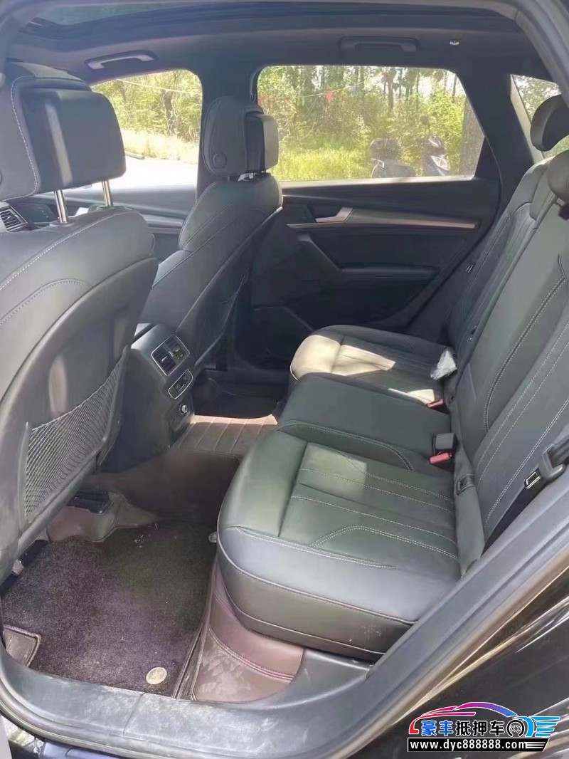 23年奥迪Q5轿车抵押车出售