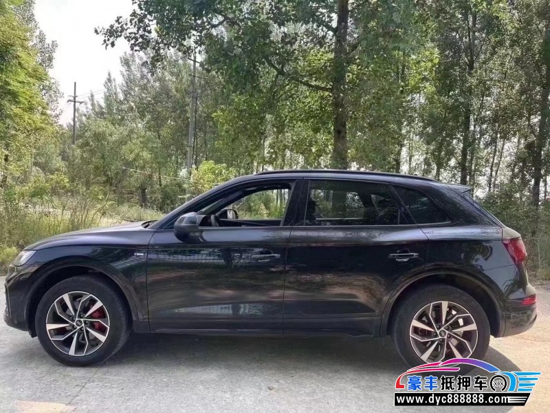 23年奥迪Q5轿车抵押车出售