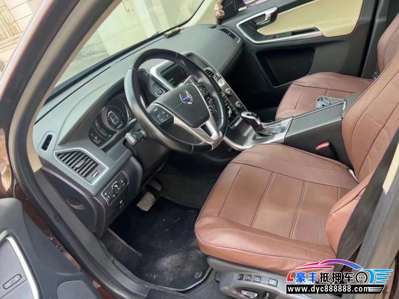 14年沃尔沃XC60轿车抵押车出售