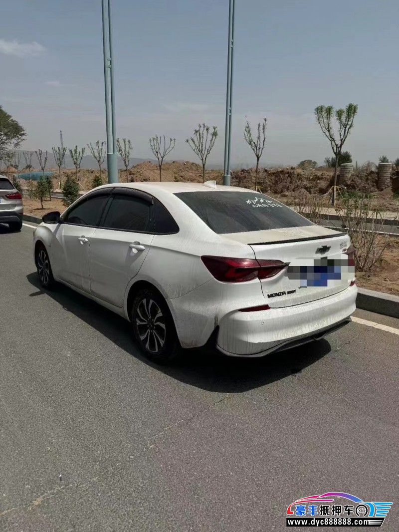 20年雪佛兰科鲁泽轿车抵押车出售