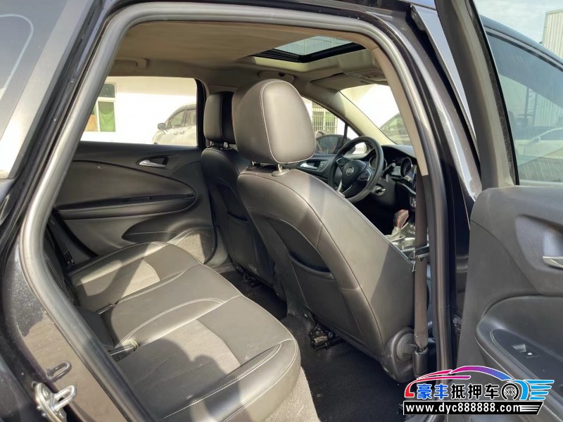 17年别克威朗轿车抵押车出售