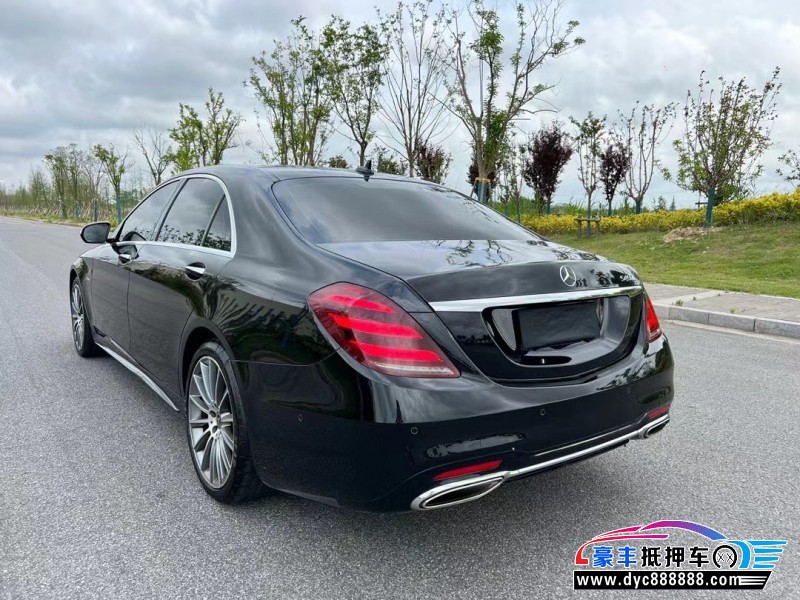19年奔驰S轿车抵押车出售