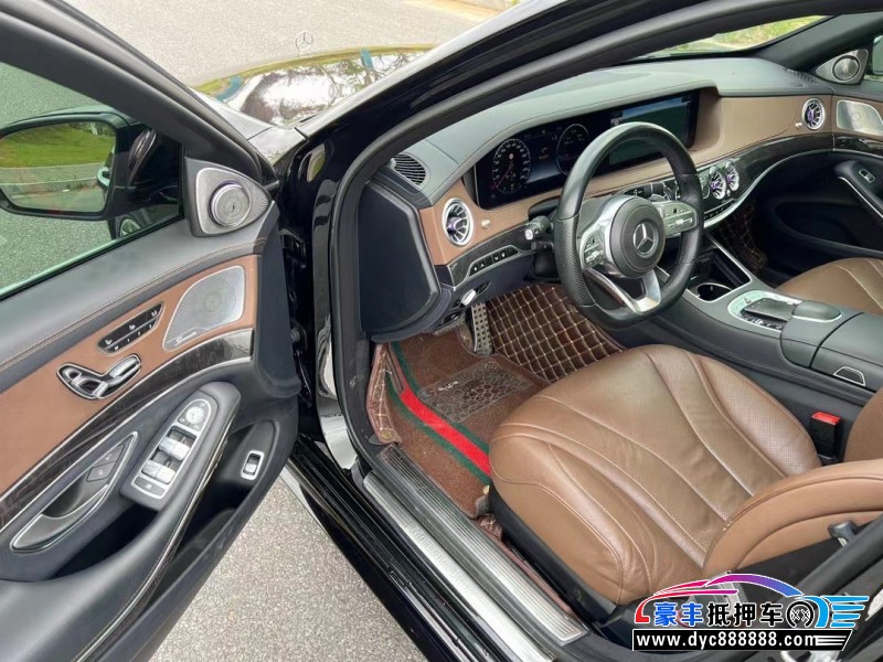 19年奔驰S轿车抵押车出售