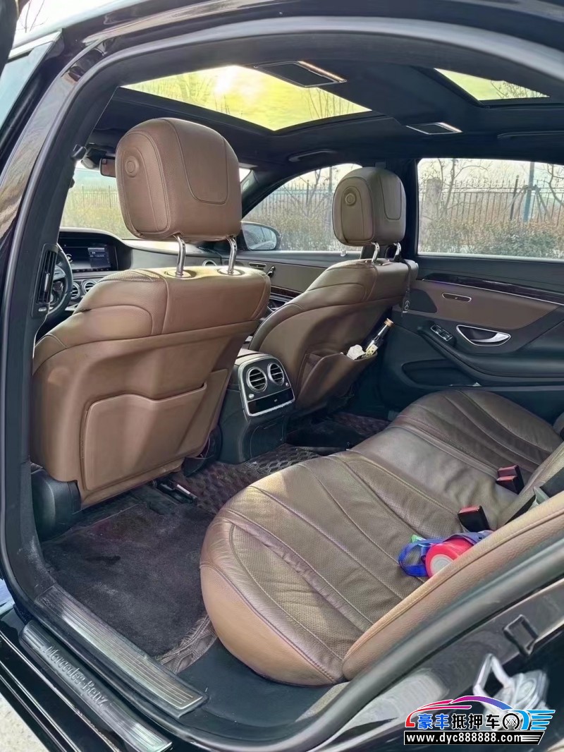 19年奔驰S轿车抵押车出售