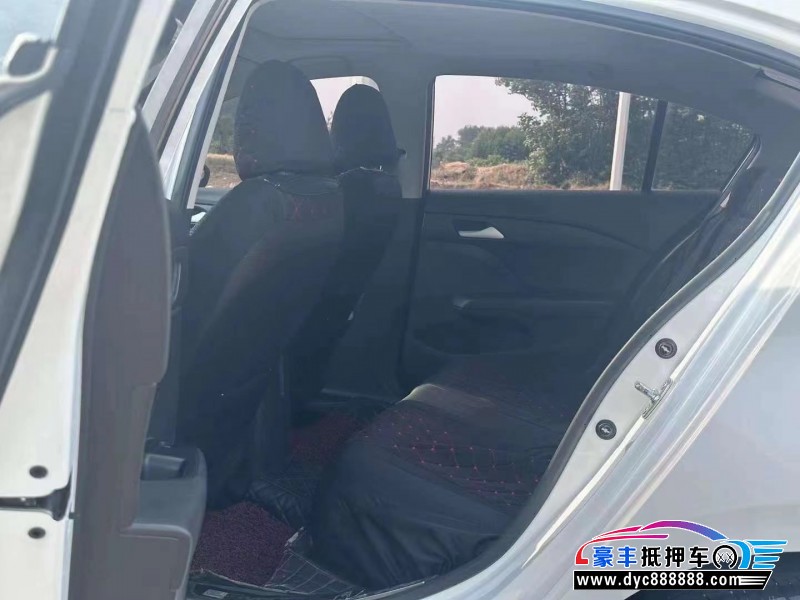 18年雪佛兰科沃兹轿车抵押车出售